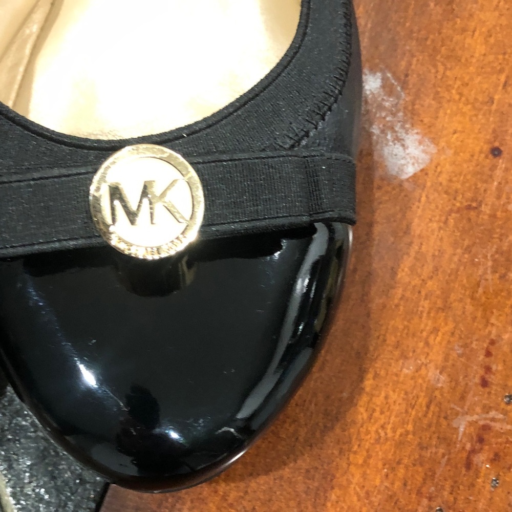 Michael Kors Fulton Ballet Flats Black Sz 10 leather and patent leather Bow&Logo - Picture 12 of 16